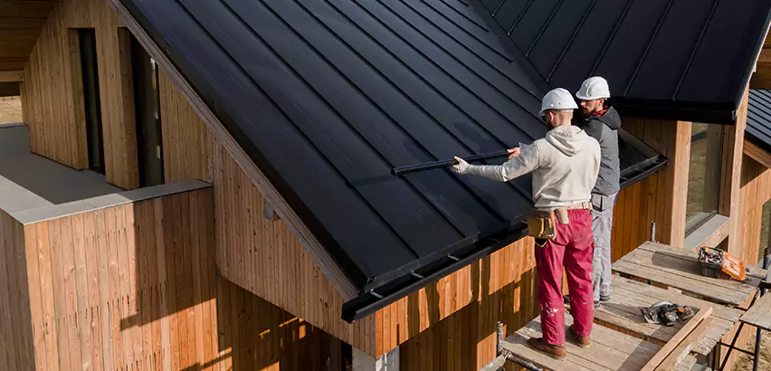 Professional Barn Roof Repair Services in Berwyn, IL