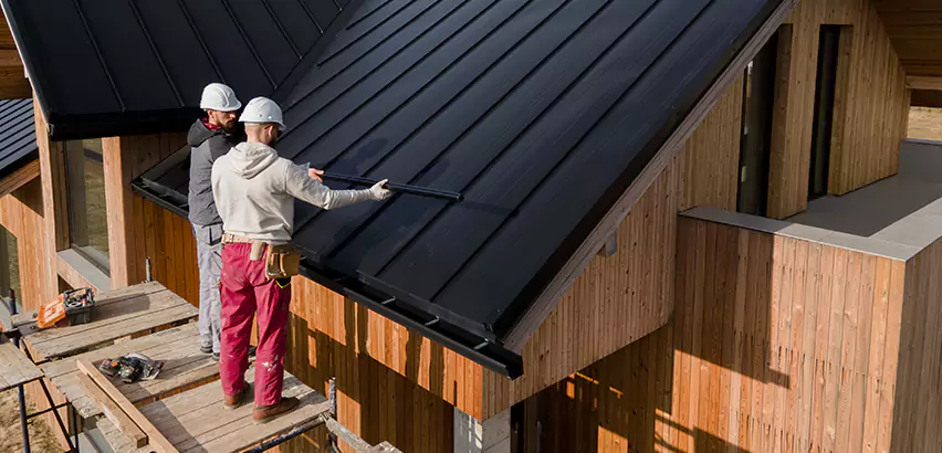 Metal Roof Maintenance in Berwyn