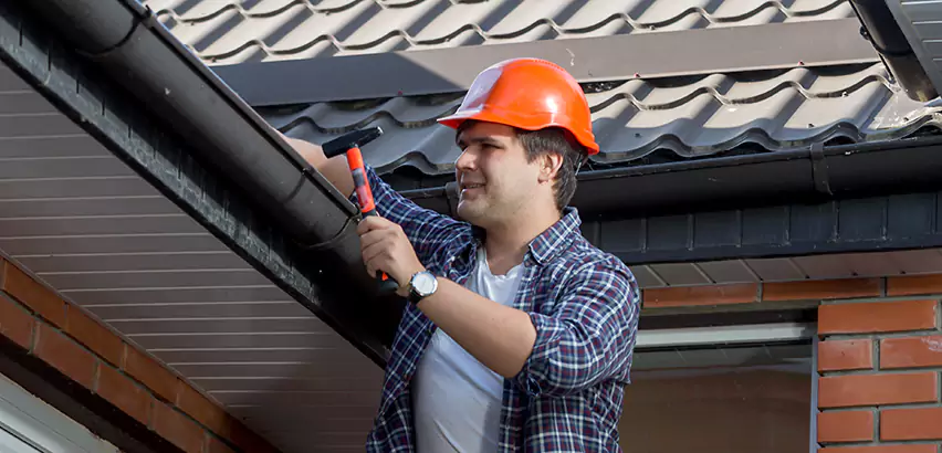 Gutter Fascia Repair in Berwyn