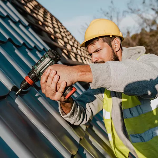 Why Berwyn Homeowners Choose Berwyn Roofing Pro for Steel Roof Repair Service?